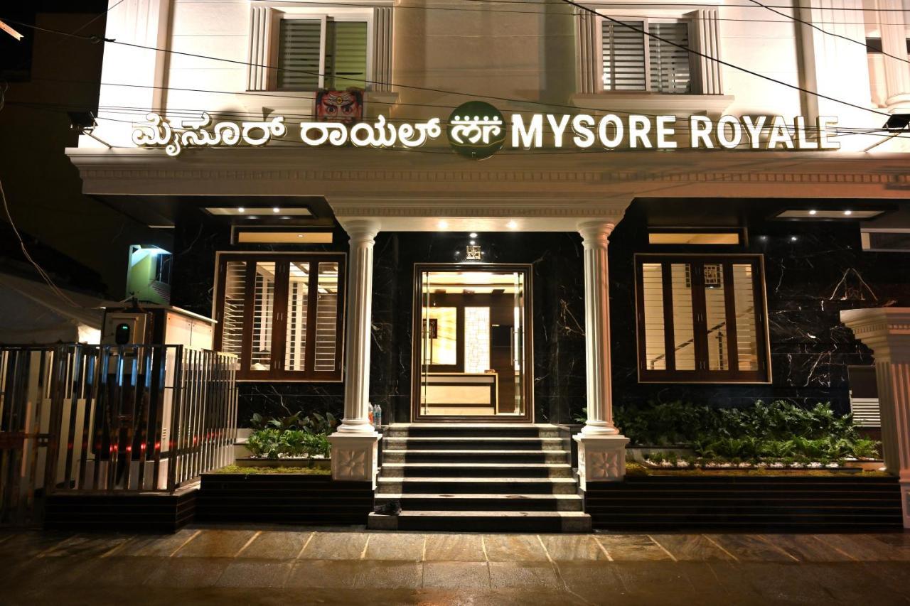 Mysore Royale Buitenkant foto
