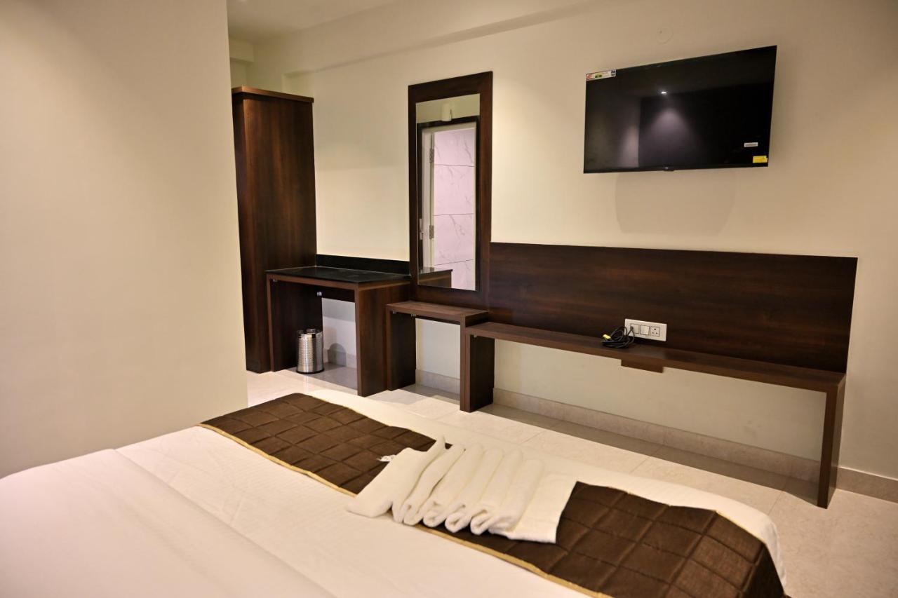 Mysore Royale Buitenkant foto